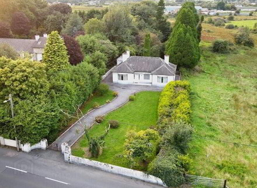 Convent Road, Ballaghaderreen, F45YK85