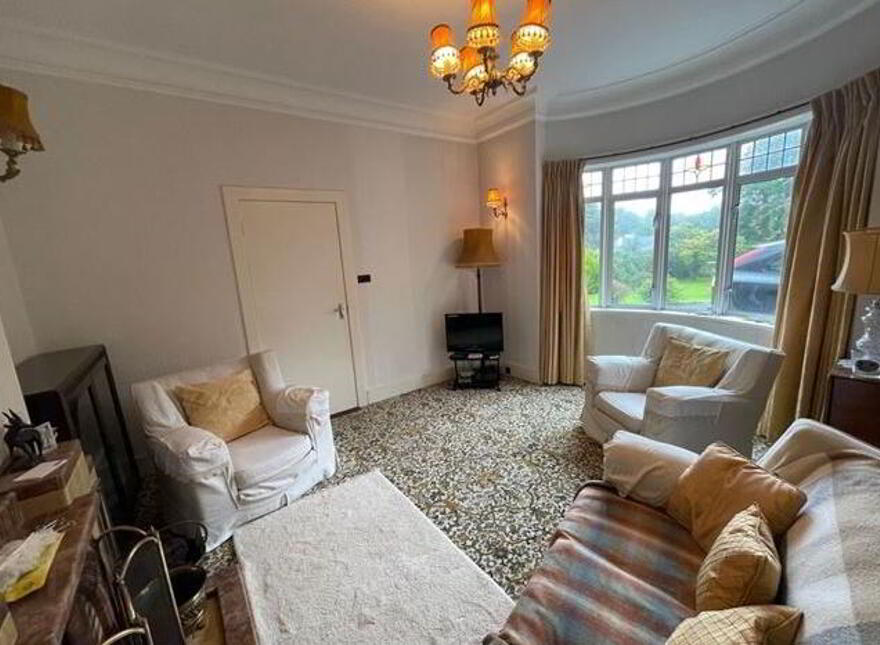 Convent Road, Ballaghaderreen, F45YK85