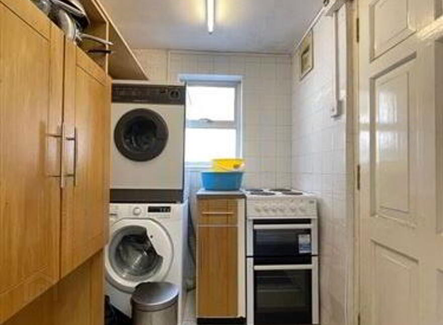 Convent Road, Ballaghaderreen, F45YK85