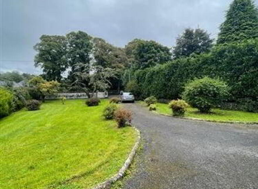 Convent Road, Ballaghaderreen, F45YK85
