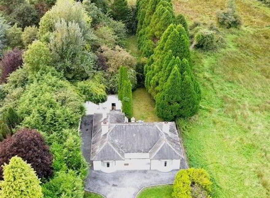 Convent Road, Ballaghaderreen, F45YK85