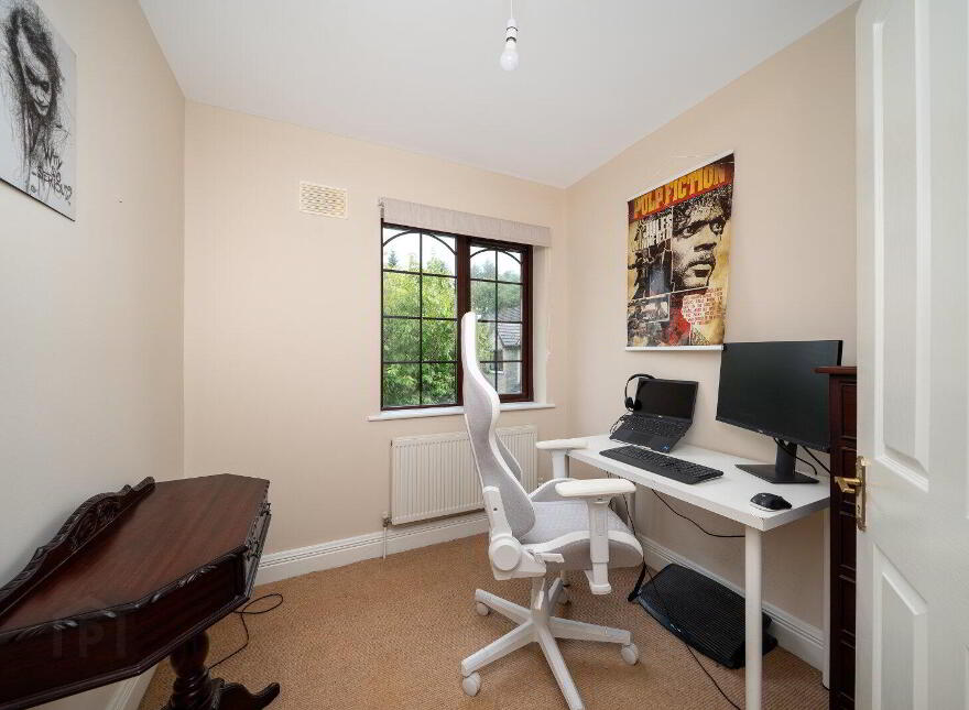 24 Mac Raghnaill Court, Lough Rynn, Mohill, N41TF61