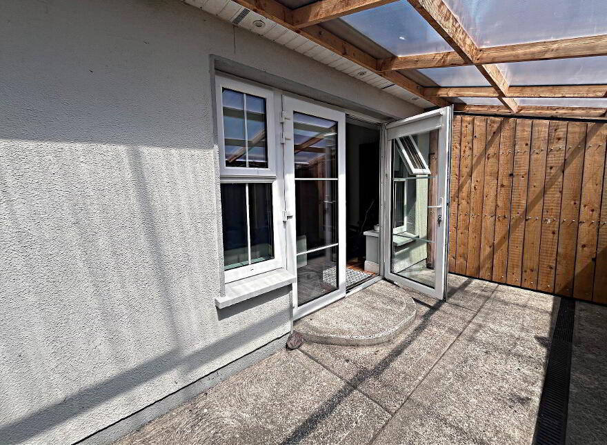 5 St Bridget's Terrace, Lemybrien, X42FK76