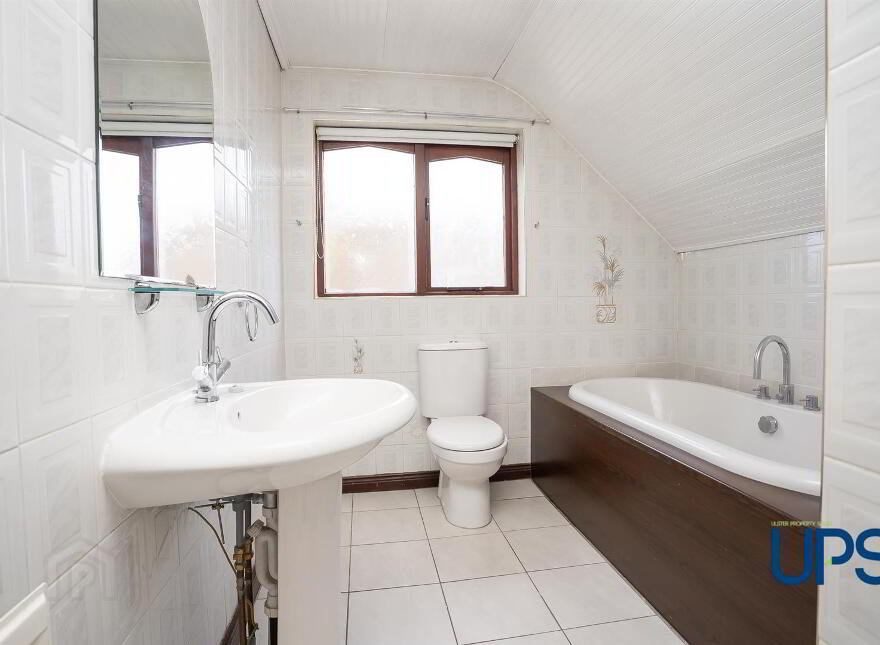 6 Weavers Meadow, Crumlin, B T29
