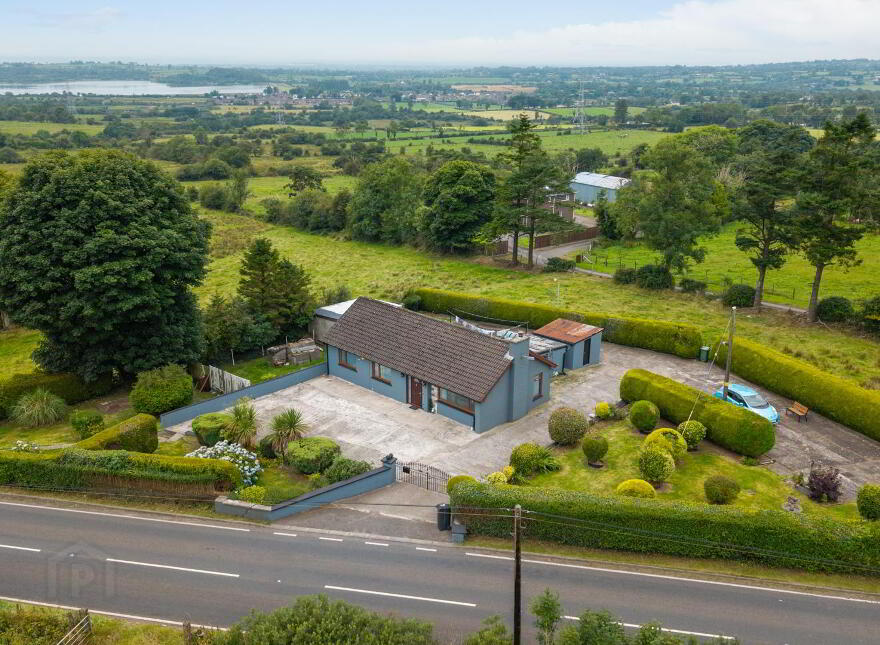 5 Rock Road, Lisburn, BT28 3SU photo