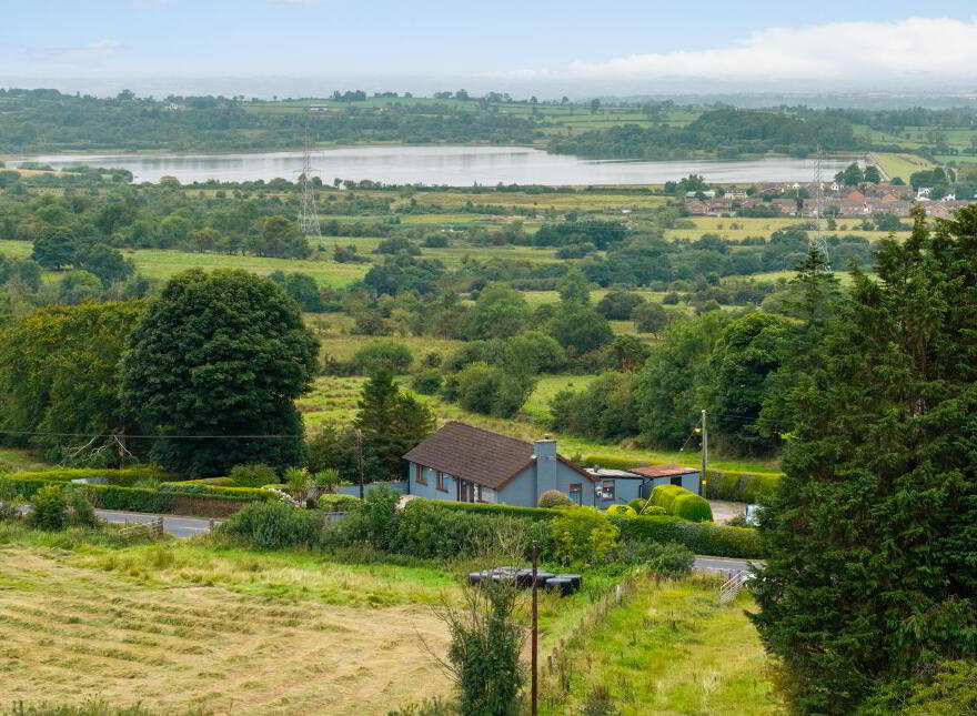 5 Rock Road, Lisburn, BT28 3SU