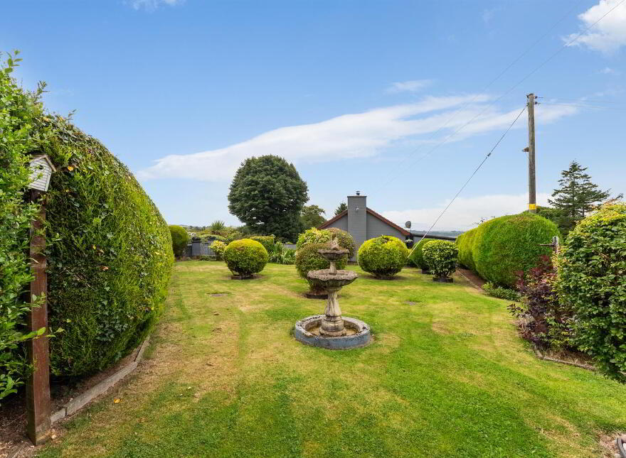 5 Rock Road, Lisburn, BT28 3SU