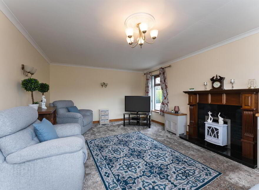 5 Rock Road, Lisburn, BT28 3SU