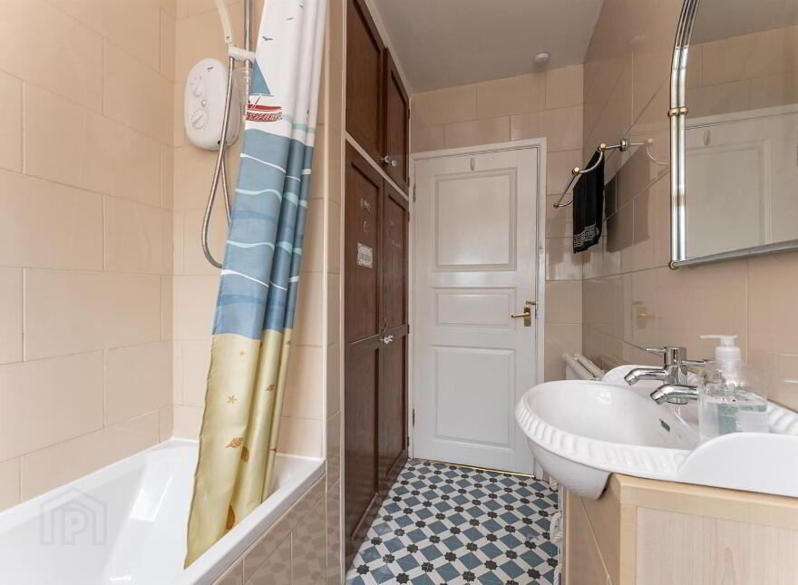 5 Rock Road, Lisburn, BT28 3SU
