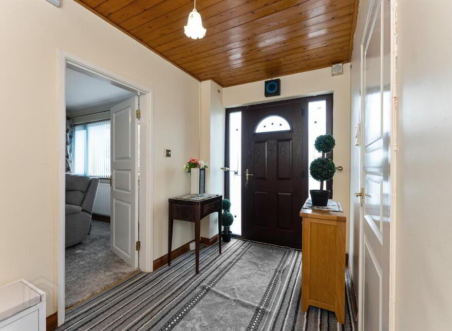 5 Rock Road, Lisburn, BT28 3SU