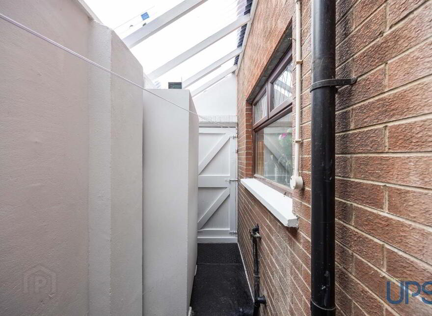 69 Rockdale Street, Falls Road, Belfast, BT12 7PA