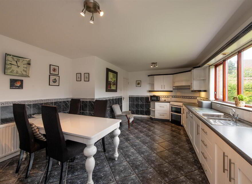 34 Oakdale, Banbridge, BT32 4RW