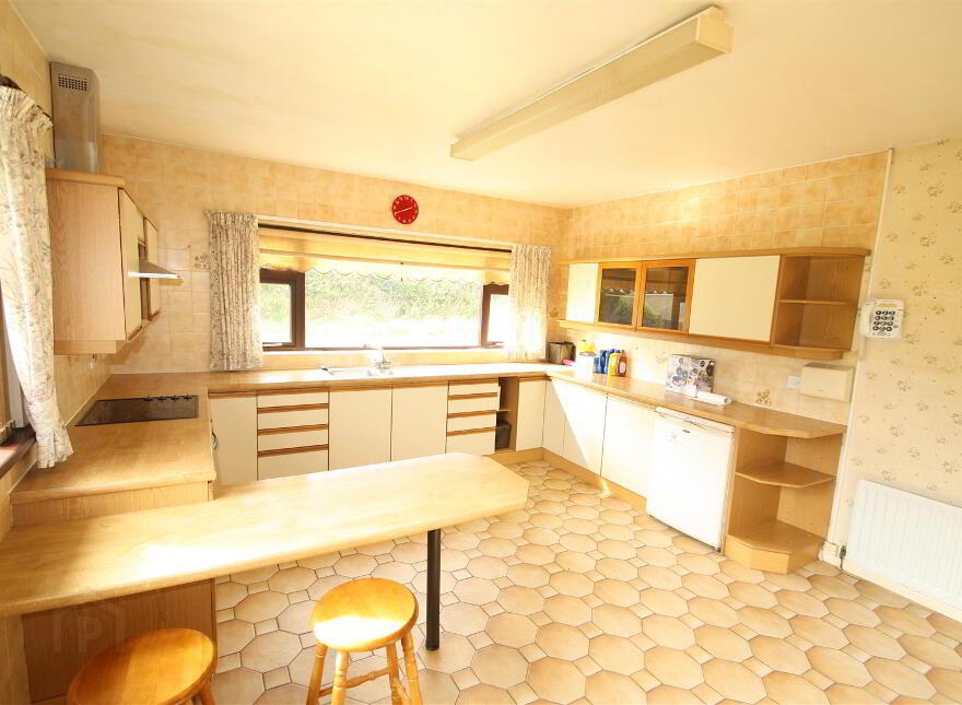 14 Martinpoole Road, Ballynahinch, BT24 8JY
