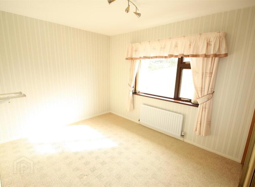 14 Martinpoole Road, Ballynahinch, BT24 8JY