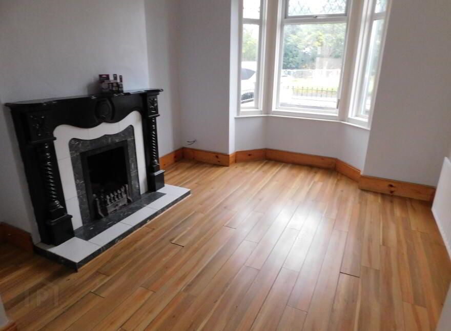 4 Maryville Terrace, Omagh, BT79 7BZ