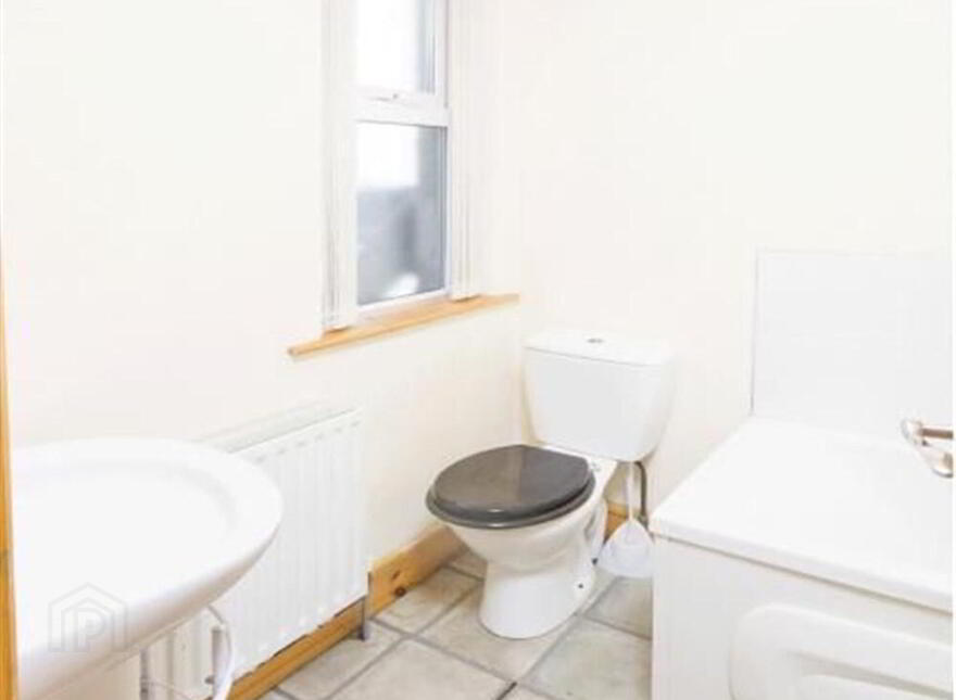 2, 25 Eglantine Avenue, Belfast, BT9 6DW