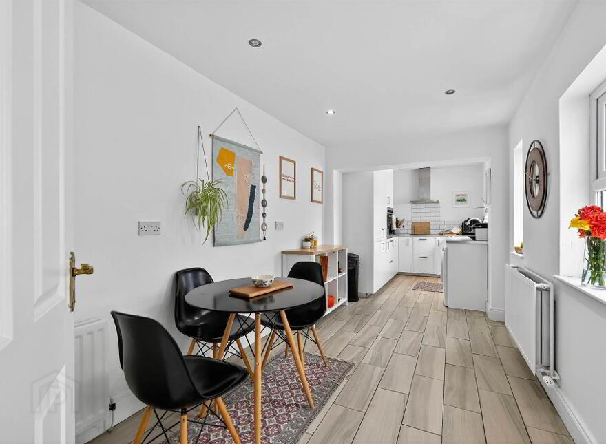 123 Belmont Road, Belfast, BT4 2AD