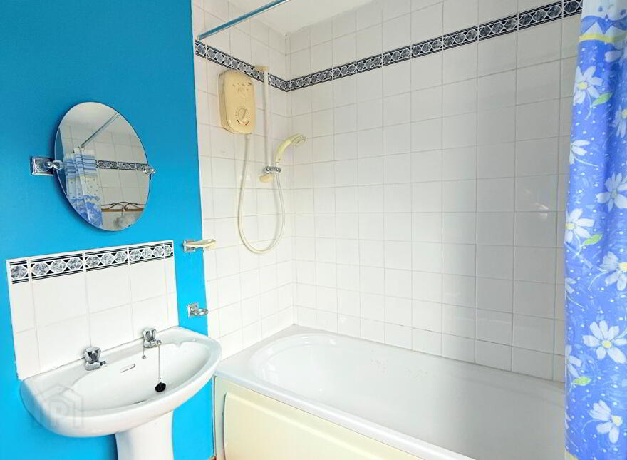 2b Ladysmith Terrace, Ballymena, BT42 2AG