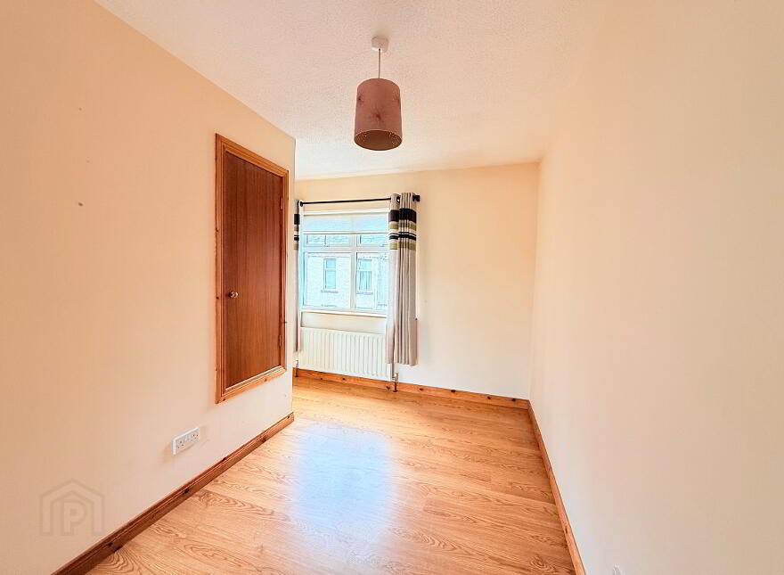 2b Ladysmith Terrace, Ballymena, BT42 2AG
