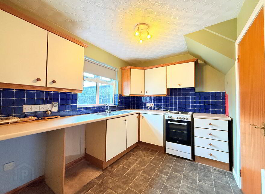 2b Ladysmith Terrace, Ballymena, BT42 2AG
