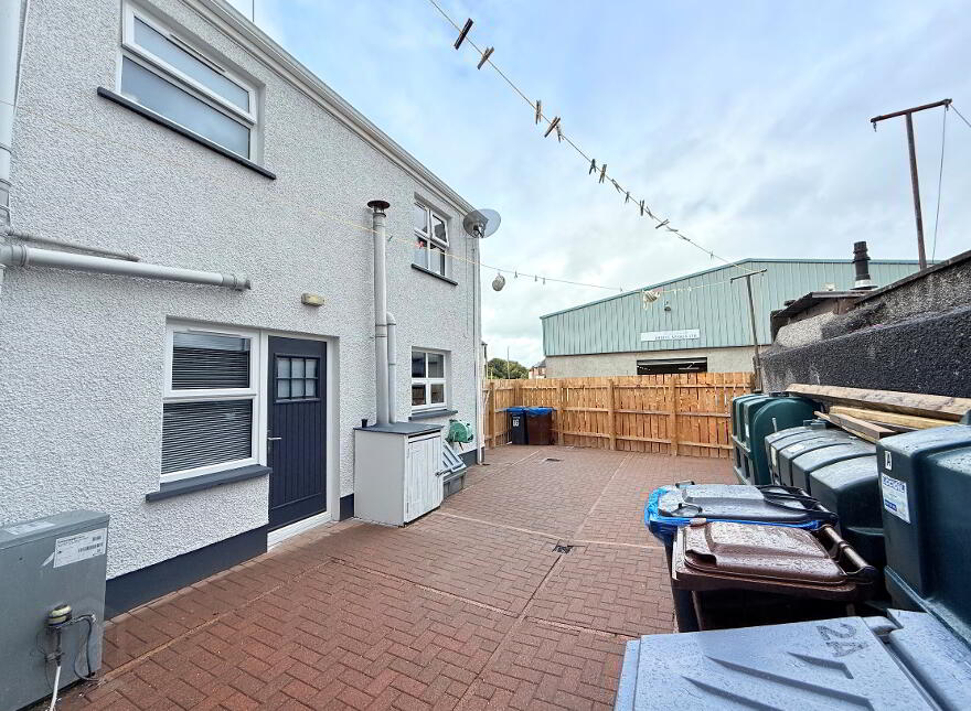2b Ladysmith Terrace, Ballymena, BT42 2AG