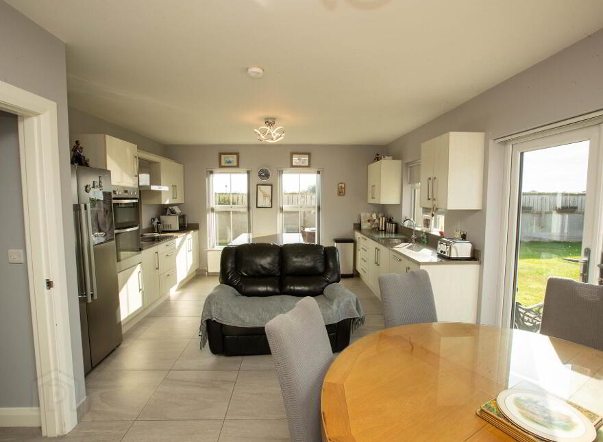 1 Glen Burren, Newcastle, BT33 0GF