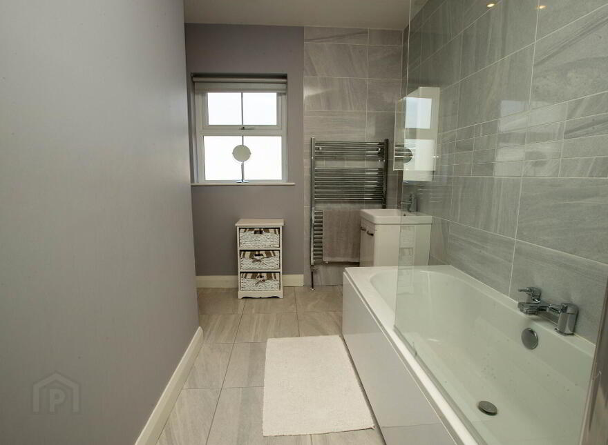 1 Glen Burren, Newcastle, BT33 0GF