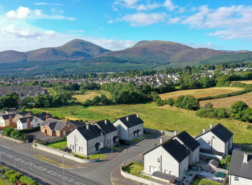 1 Glen Burren, Newcastle, BT33 0GF