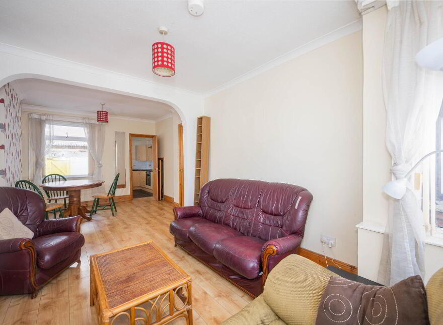 29 Delhi Parade, Belfast, BT7 3AU