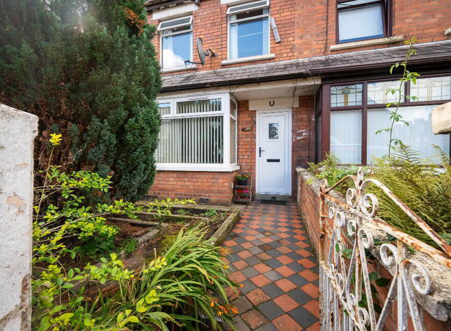 29 Delhi Parade, Belfast, BT7 3AU