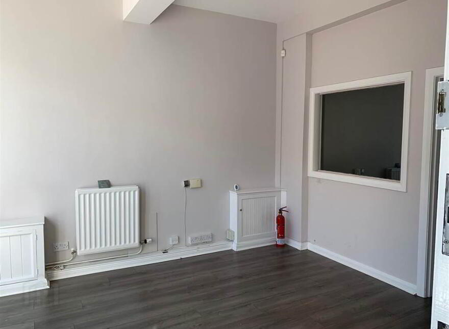 35 Railway Street, Lisburn, BT28 1XP