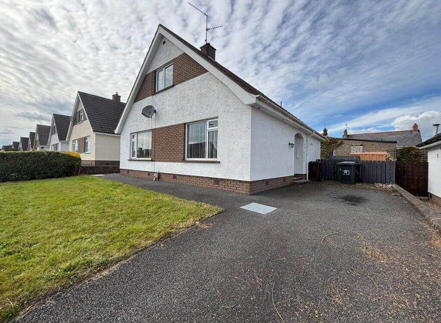 12 Regency Manor, Dollingstown, BT66 7JG