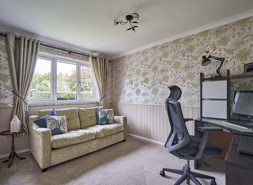 21 Chatsworth, Bangor, BT19 7WA