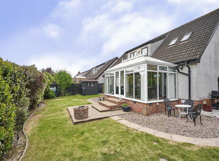 21 Chatsworth, Bangor, BT19 7WA