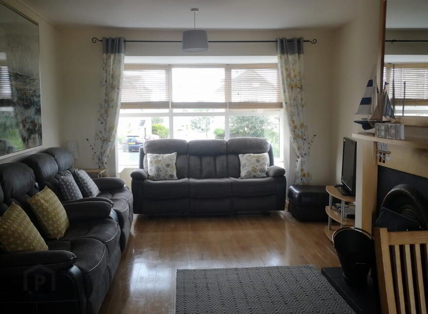 6 Lissadell Mews (Student Let), Portstewart, BT55 7RW