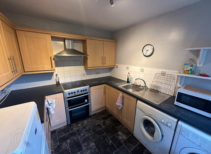 12 Hampton Strand, Sunnyside Street, Belfast, BT7 3BY