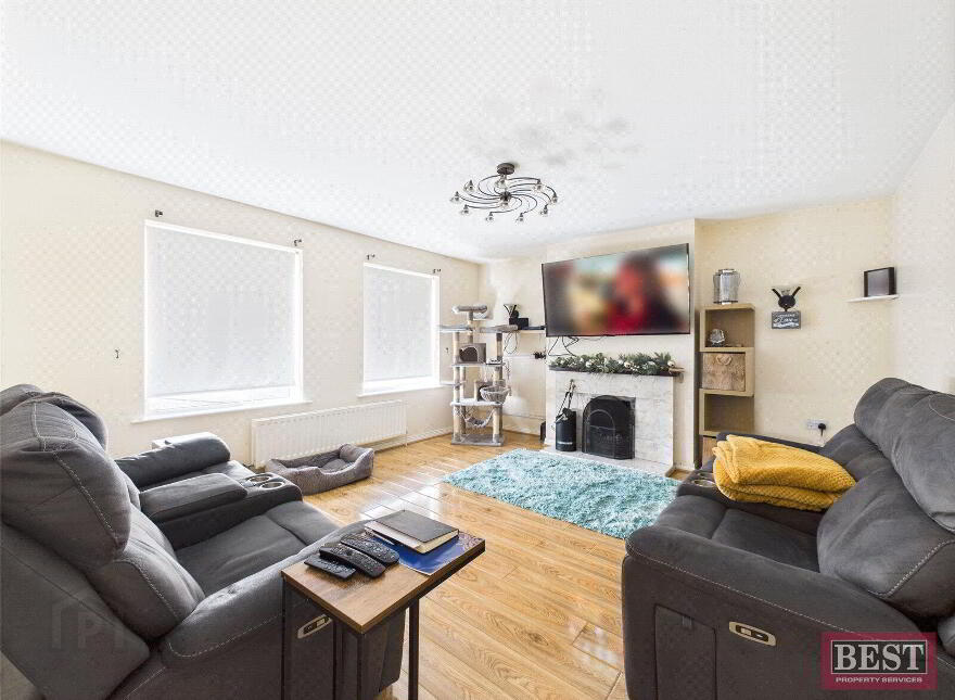 10 Ardaveen Mews, Newry, BT35 8UX