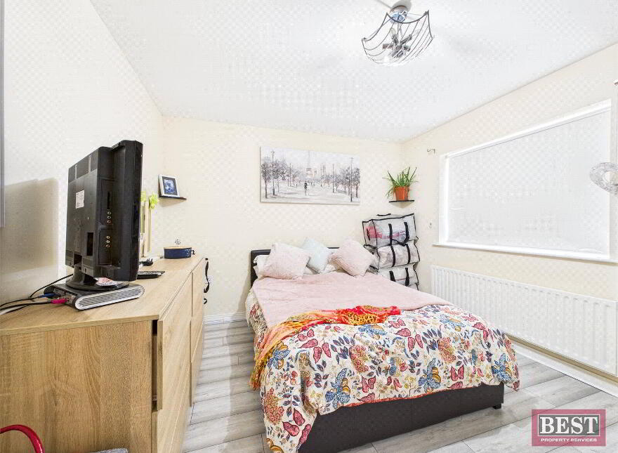 10 Ardaveen Mews, Newry, BT35 8UX