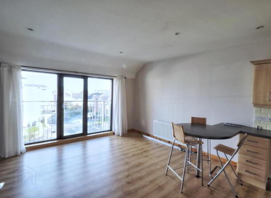 52g Shaftesbury Road, Bangor, BT20 3GD