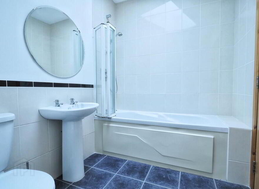 52g Shaftesbury Road, Bangor, BT20 3GD