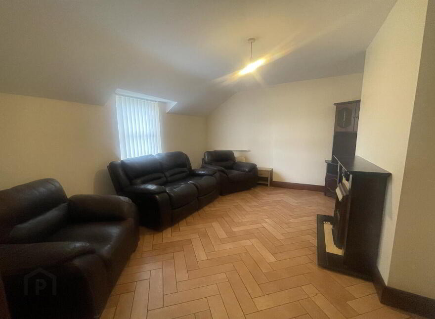 Flat 2, 63 Moore Street, Aughnacloy, BT69 6AR photo