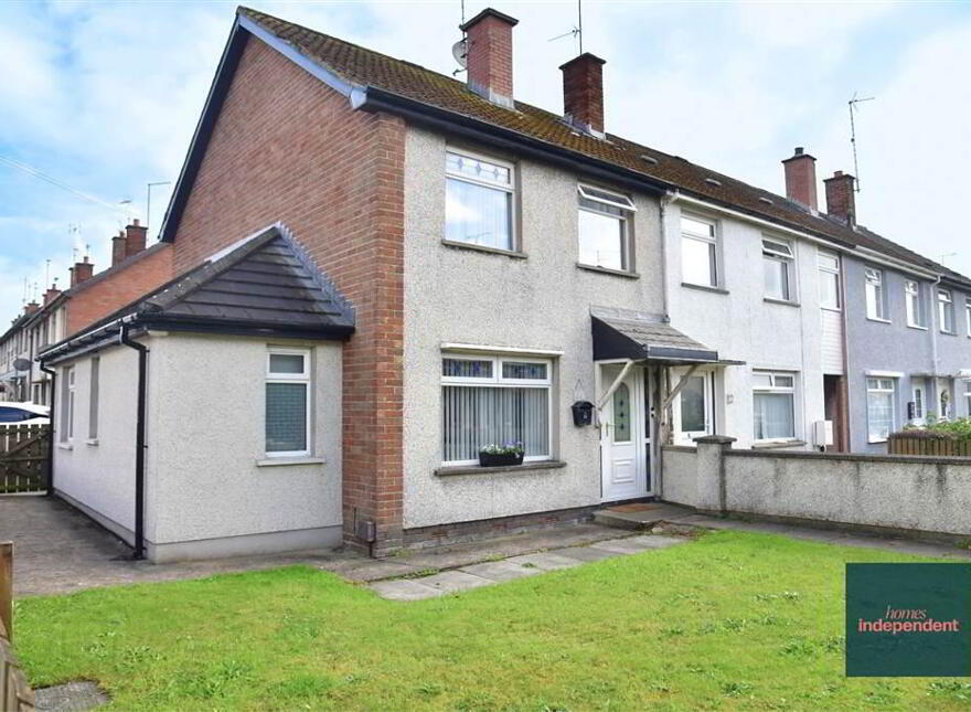 22 Arran Avene, Ballymena, BT42 4AP photo
