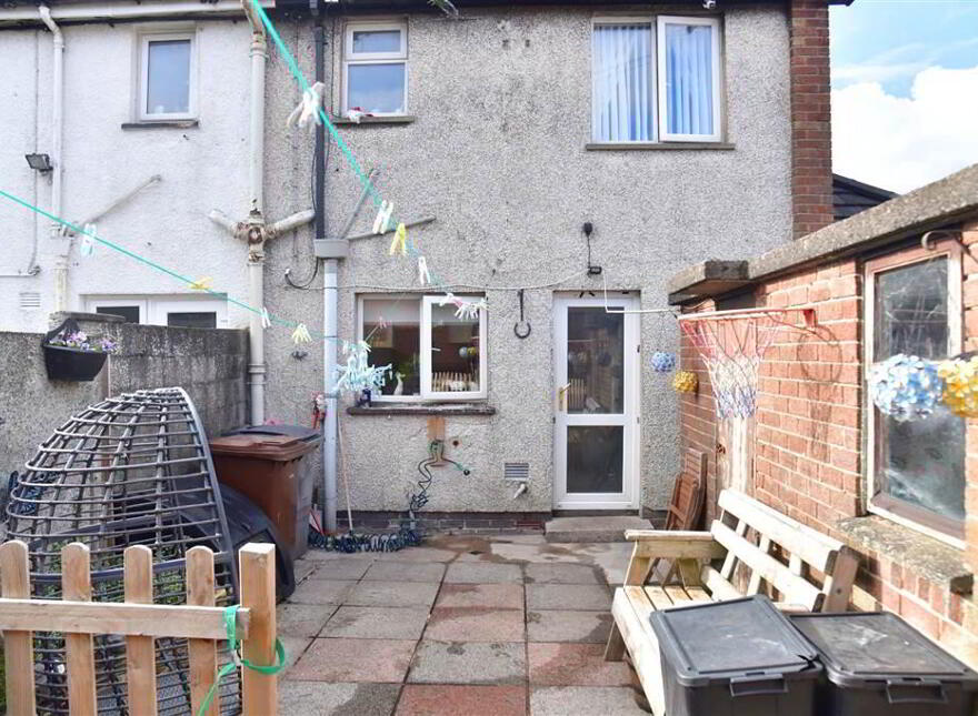 22 Arran Avene, Ballymena, BT42 4AP
