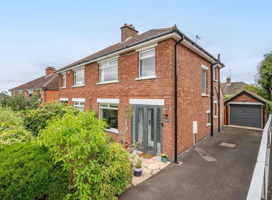 8 Glenholm Crescent, Belfast, BT8 6LS photo