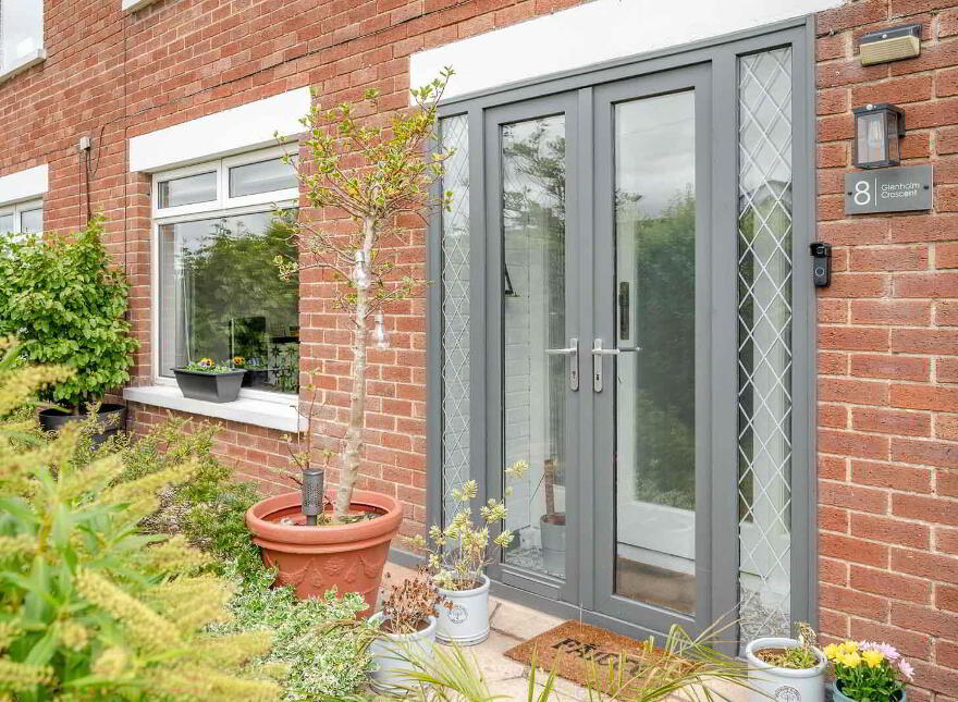 8 Glenholm Crescent, Belfast, BT8 6LS