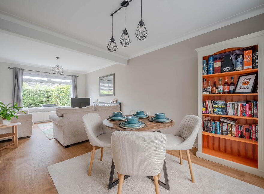 8 Glenholm Crescent, Belfast, BT8 6LS
