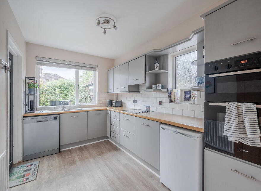 8 Glenholm Crescent, Belfast, BT8 6LS