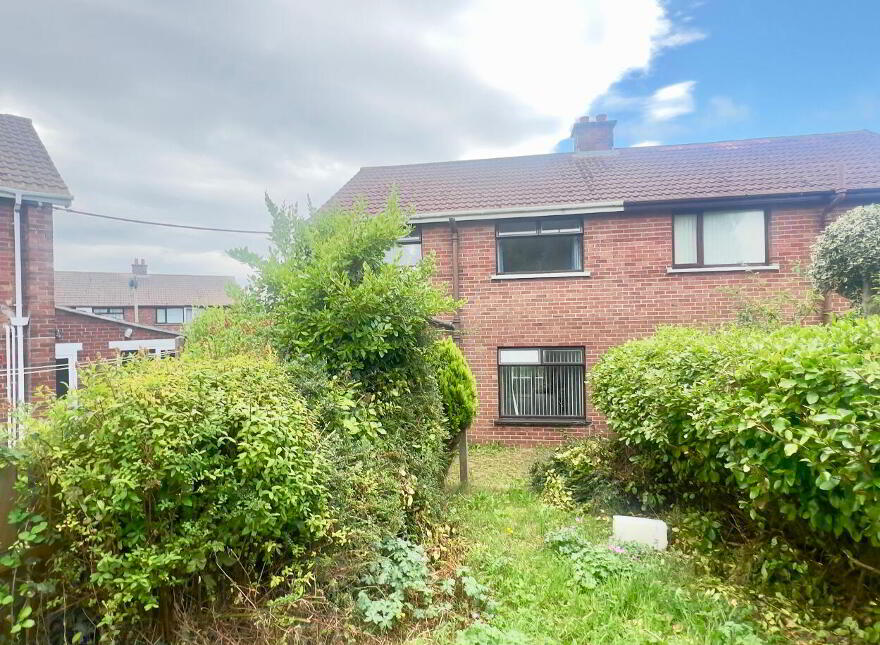 17 Alexandra Crescent, Larne, BT40 1NE
