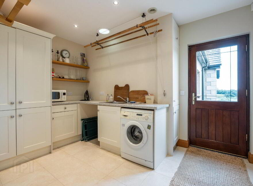 125 Knowehead Road, Broughshane, Ballymena, BT43 7JD