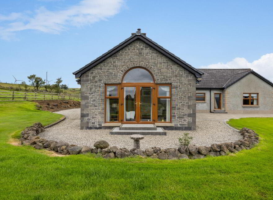 125 Knowehead Road, Broughshane, Ballymena, BT43 7JD